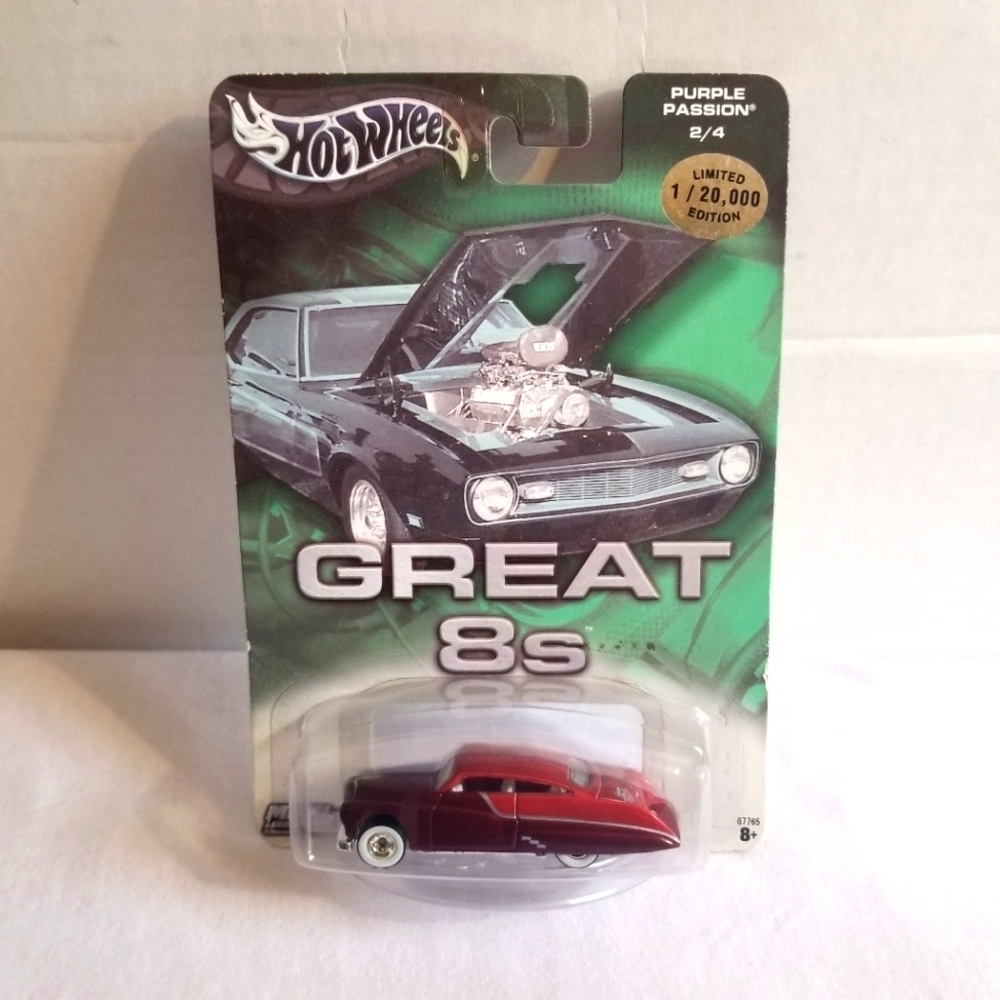 2003 2 Tone Red Hot Wheels Great 8s Purple Passion Diecast Toy Car. Unopen